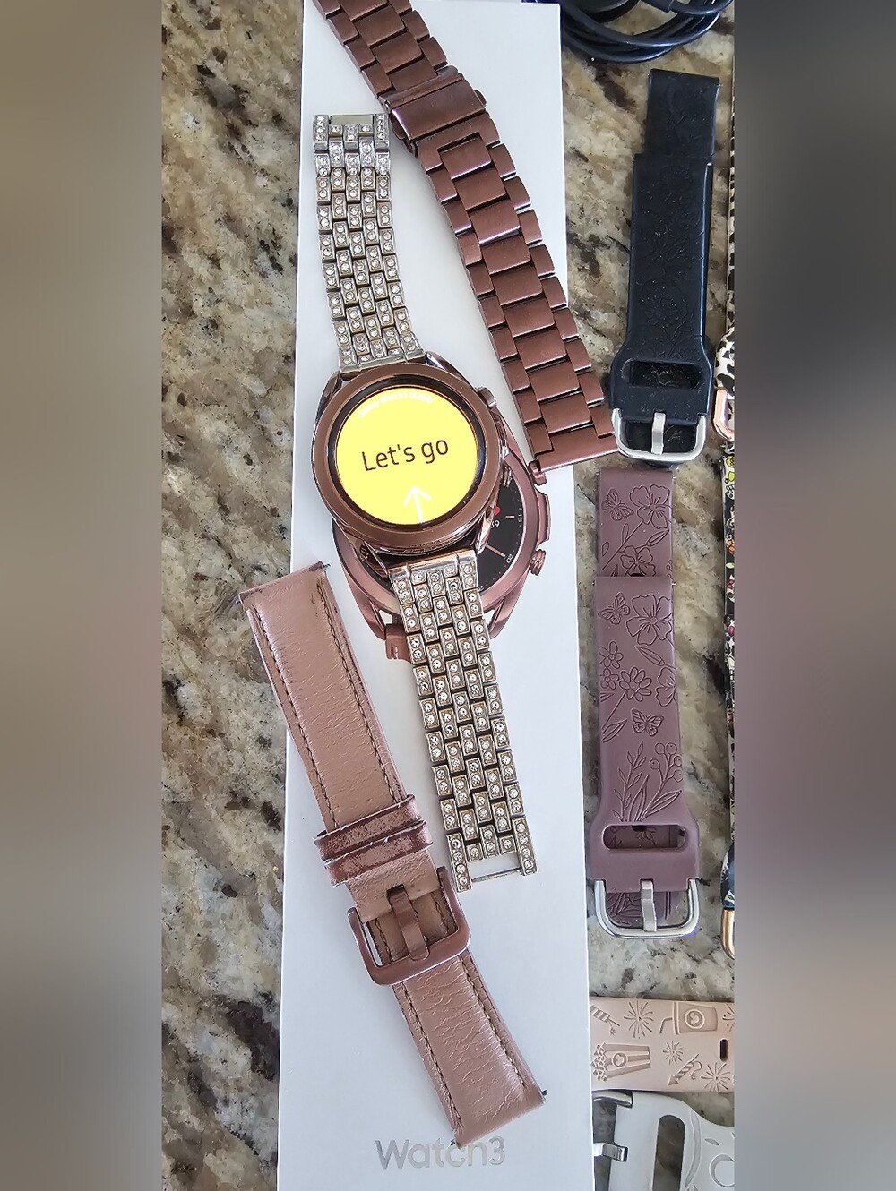 Samsung Galaxy Watch3 W/Extra Bands - Picture 3 of 3